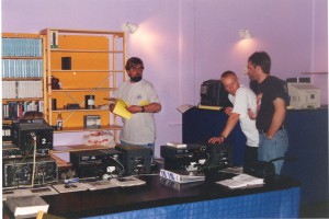 Videobaren indrettes på Odense Filmfestival 1999